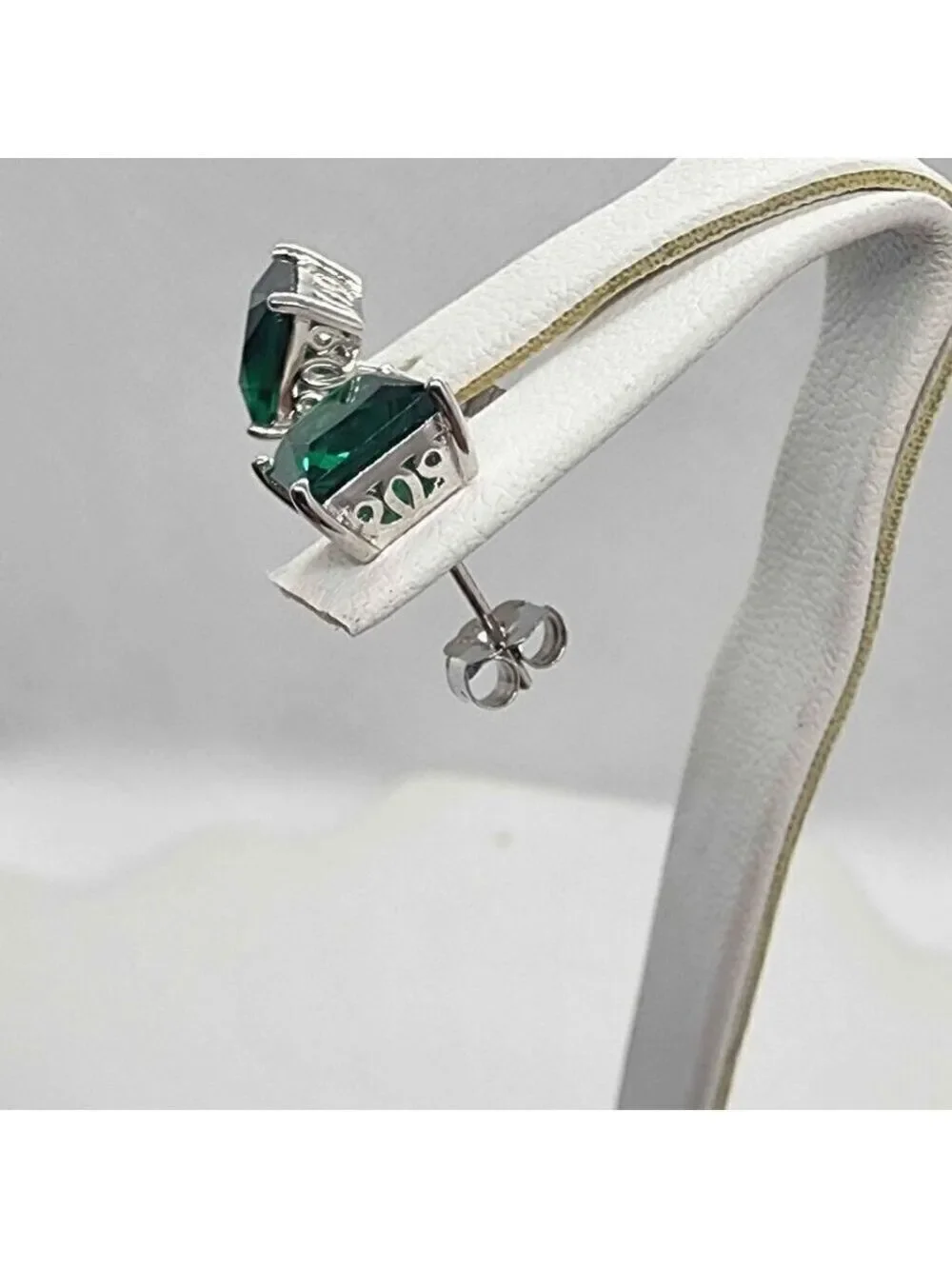 NEW 925 Sterling Silver Green Gemstone Stud Earrings | Classic Jewelry